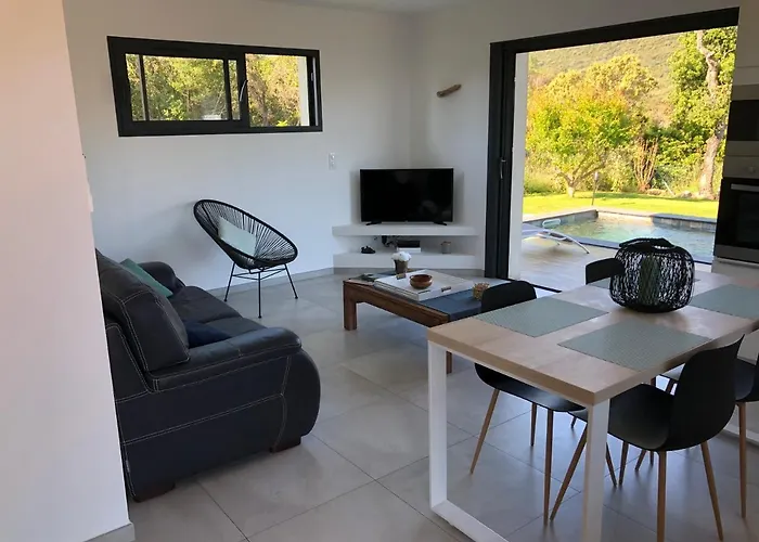 Machja Solenzara בית נופש *